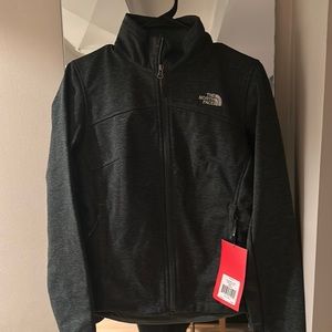 NEW NORTH FACE ZIP UP WITH TAGS